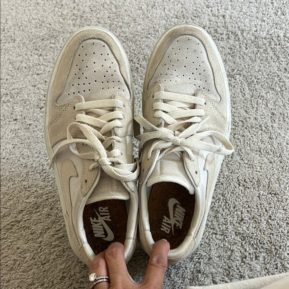 Nike air Jordan 1 elevate low coconut milk 8.5 Beige Suede Sneakers